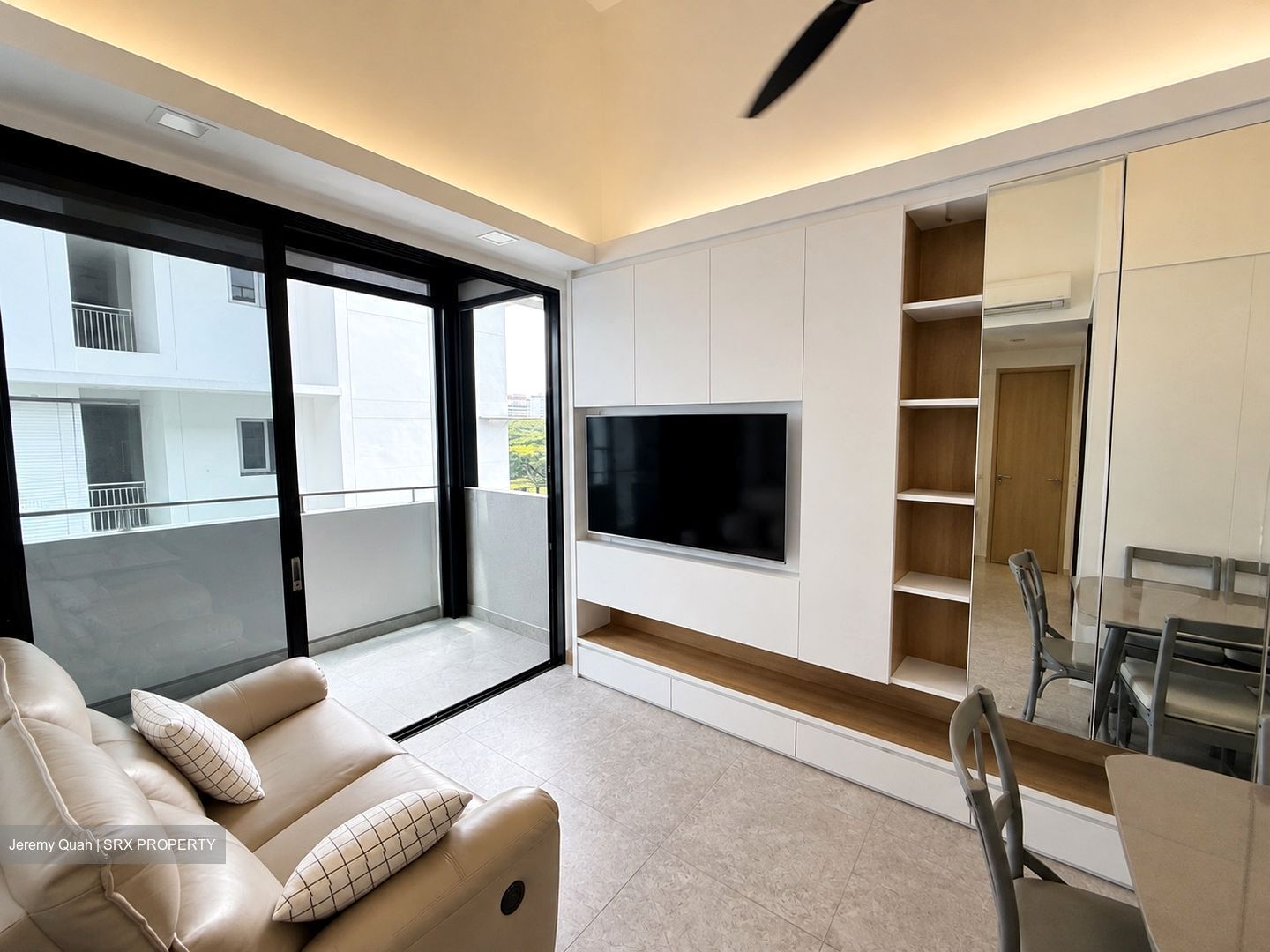 The Navian (D14), Apartment #608614791